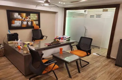 Clinic - Studio - 3 Bathrooms for rent in Gesr Al Suez St. - Roxy - Heliopolis - Masr El Gedida - Cairo