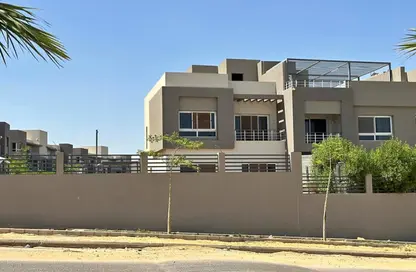 Twin House - 4 Bedrooms - 5 Bathrooms for sale in Etapa - Sheikh Zayed Compounds - Sheikh Zayed City - Giza