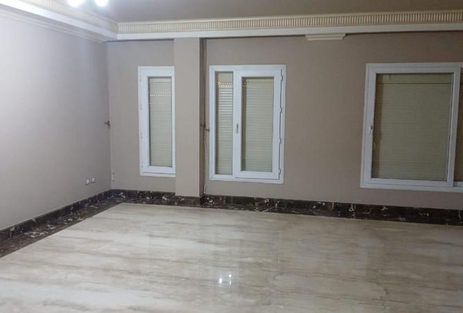 8318121 - الصورة الرئيسية للعقار