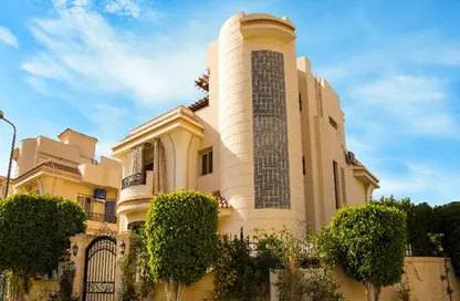 فيلا - 5 غرف نوم - 4 حمامات للبيع في جولدن هايتس - المستثمرين الشمالية - مدينة القاهرة الجديدة - القاهرة