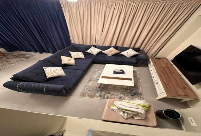 8052112 - Property Image 2