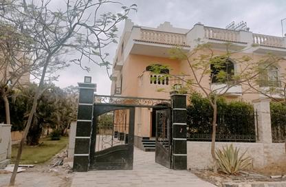 Villa - 5 Bedrooms - 5 Bathrooms for sale in Moon Valley - South Investors Area - New Cairo City - Cairo