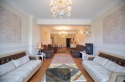 Apartment - 3 Bedrooms - 2 Bathrooms for sale in Al Maamoura - Hay Than El Montazah - Alexandria