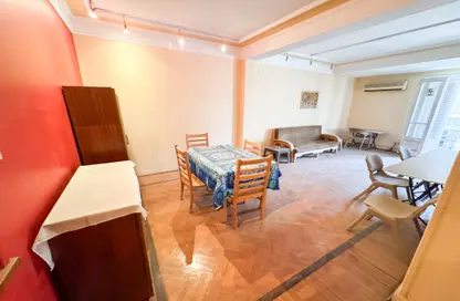 Apartment - 2 Bedrooms - 2 Bathrooms for sale in Mohamed Mazhar St. - Zamalek - Cairo