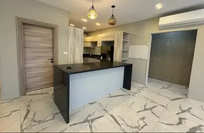 Apartment - 2 Bedrooms - 3 Bathrooms for rent in Lake View Residence - 5th Settlement Compounds - The 5th Settlement - New Cairo City - Cairo