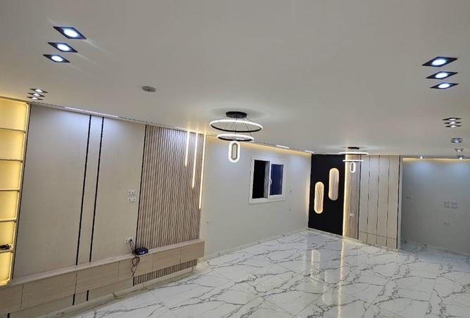 7926220 - Property Main Image