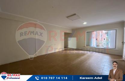 Apartment - 4 Bedrooms - 2 Bathrooms for rent in Sidi Gaber St. - Sidi Gaber - Hay Sharq - Alexandria
