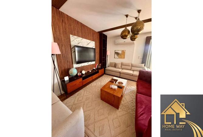 8021117 - Property Image 2