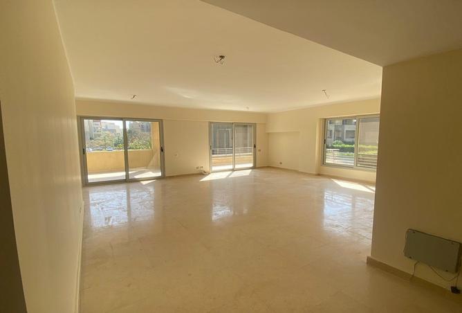 Apartment - 3 Bedrooms - 4 Bathrooms for sale in Sheikh Zayed City - Giza