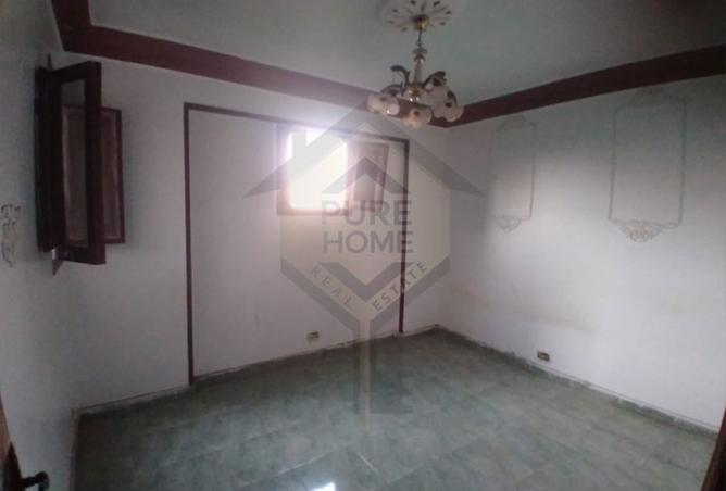 8324084 - Property Image 2