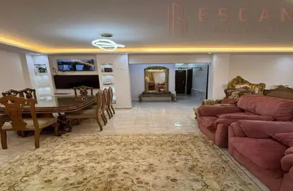 شقة - 4 غرف نوم - 3 حمامات للبيع في شارع ابن الهيثم - الرحاب المرحلة الخامسة - الرحاب - مدينة القاهرة الجديدة - القاهرة