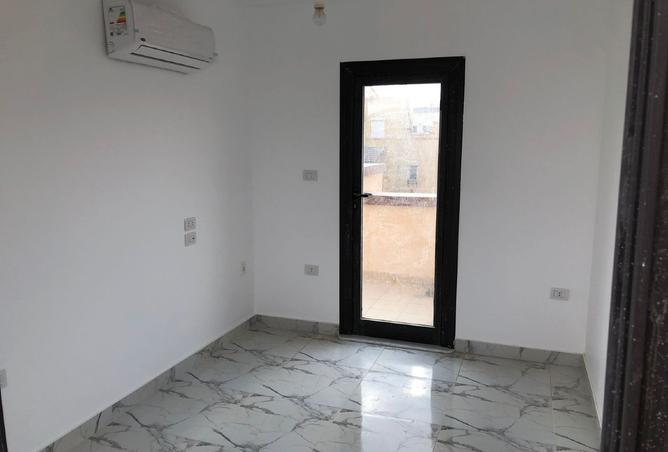 8003027 - Property Image 2