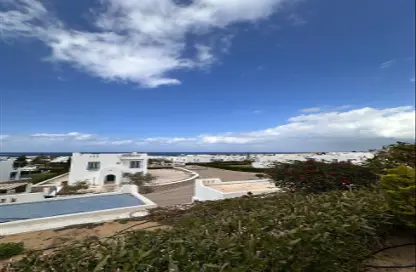Chalet - 2 Bedrooms - 2 Bathrooms for sale in Mountain View - Ras Al Hekma - North Coast