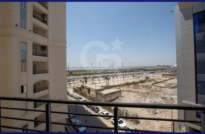 شقة - 3 غرف نوم - 2 حمامات للايجار في سموحة الجديدة - سموحة - حي شرق - الاسكندرية
