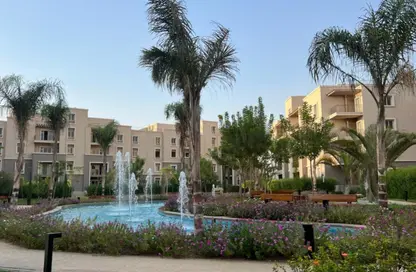 Apartment - 2 Bedrooms - 3 Bathrooms for sale in October Plaza - 6 October Compounds - 6 October City - Giza