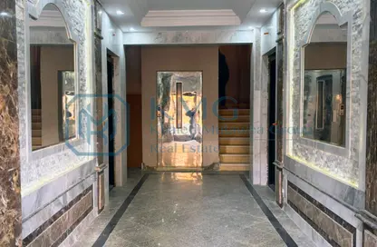 Apartment - 3 Bedrooms - 2 Bathrooms for sale in Bait Alwatan - The 5th Settlement - New Cairo City - Cairo