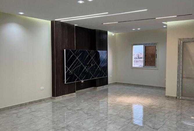 7921275 - Property Image 3