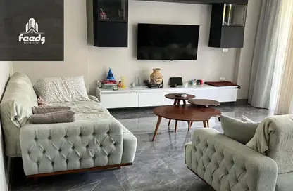 Apartment - 3 Bedrooms - 3 Bathrooms for rent in Lake View Residence - 5th Settlement Compounds - The 5th Settlement - New Cairo City - Cairo