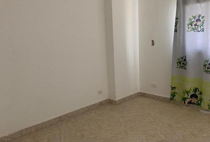 8047931 - Property Image 3