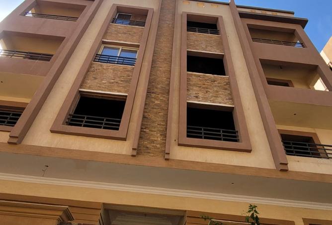 8296919 - Property Image 2