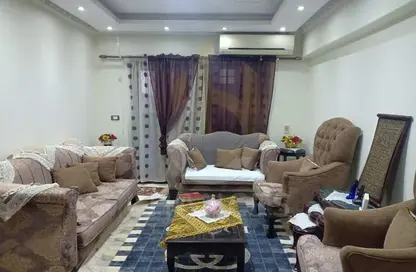 Apartment - 3 Bedrooms - 1 Bathroom for sale in Zahraa El Maadi - Hay El Maadi - Cairo