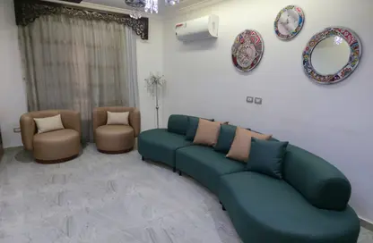 Apartment - 3 Bedrooms - 2 Bathrooms for sale in Mostashareen - North Investors Area - New Cairo City - Cairo