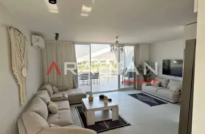 Chalet - 2 Bedrooms - 2 Bathrooms for sale in Seashore - Ras Al Hekma - North Coast