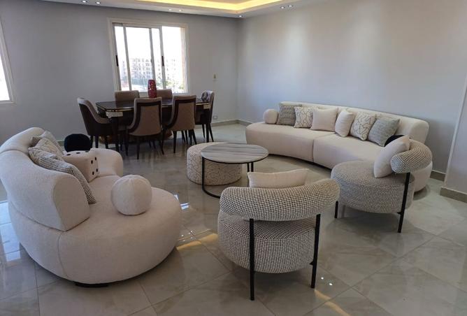 8254022 - Property Main Image