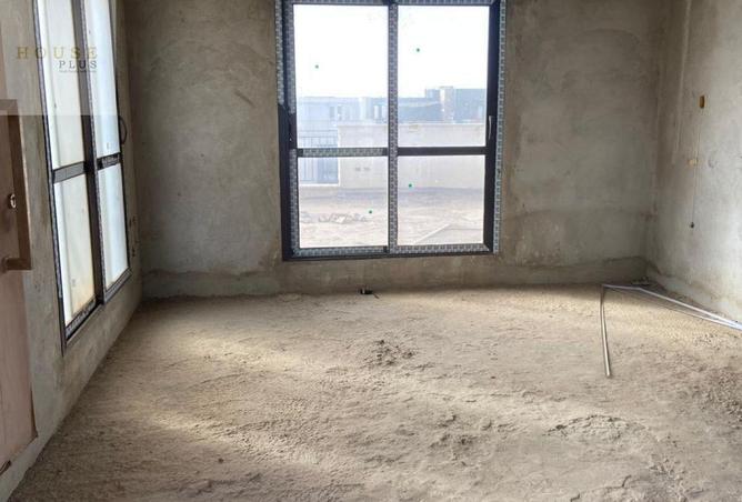 8251600 - Property Image 2