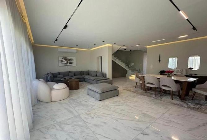 8318681 - Property Image 3