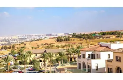 فيلا - 4 غرف نوم - 5 حمامات للبيع في سيليستا هيلز - اب تاون كايرو - المقطم - القاهرة