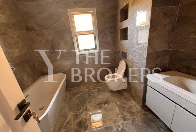 8286631 - Property Image 2