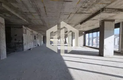 Office Space - Studio - 2 Bathrooms for sale in 90 Street - The 5th Settlement - New Cairo City - Cairo Office Space - Studio - 2 Bathrooms for sale in 90 Street - The 5th Settlement - New Cairo City - Cairo