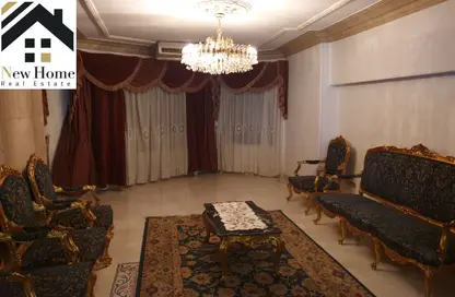 شقة - 3 غرف نوم - 3 حمامات للبيع في ميدان موسي جلال - المهندسين - الجيزة