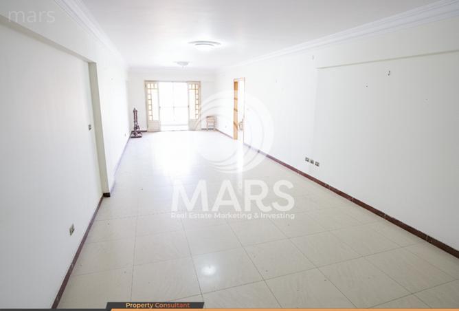 8123110 - Property Main Image