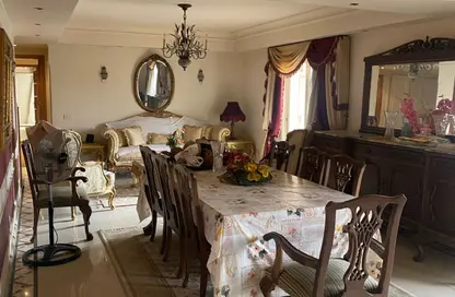 شقة - 3 غرف نوم - 2 حمامات للبيع في حدائق المهندسين - الحي الرابع - الشيخ زايد - الجيزة