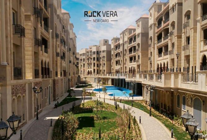 Compound - 3 Bedrooms - 3 Bathrooms for sale in Rock Vera - 5th Settlement Compounds - The 5th Settlement - New Cairo City - Cairo
