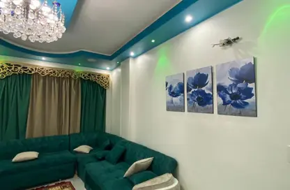 شقة - 3 غرف نوم - 2 حمامات للبيع في الحي الاول - الشيخ زايد - الجيزة شقة - 3 غرف نوم - 2 حمامات للبيع في الحي الاول - الشيخ زايد - الجيزة