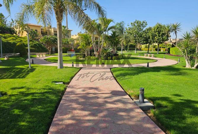 8176900 - Property Image 2