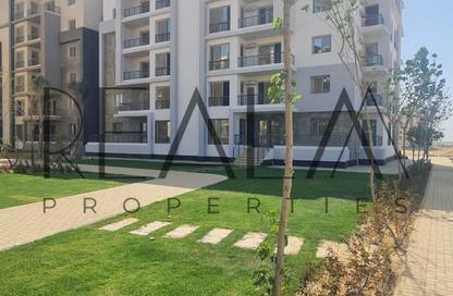 Apartment - 1 Bedroom - 2 Bathrooms for sale in Garden Lakes - 6 October Compounds - 6 October City - Giza