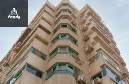 Apartment - 4 Bedrooms - 3 Bathrooms for sale in Saeed Zakaria St. - Al Sefarat District - Nasr City - Cairo