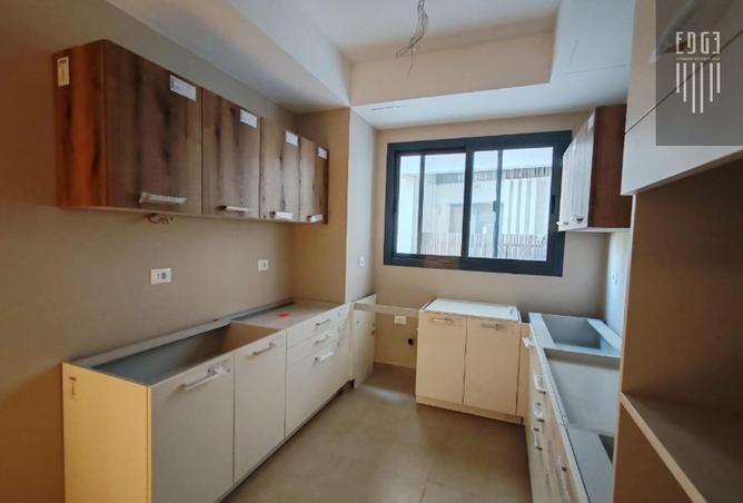 8220530 - Property Image 3