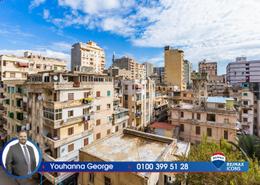 Apartment - 3 bedrooms - 2 bathrooms for للبيع in Camp Chezar - Hay Wasat - Alexandria