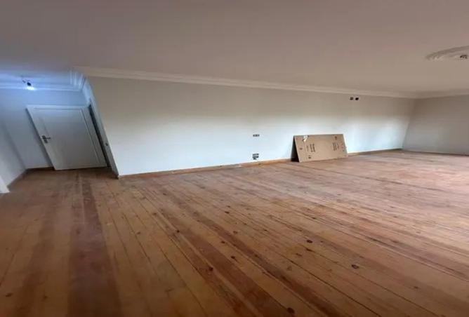 8147611 - Property Image 3