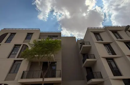 Apartment - 3 Bedrooms - 2 Bathrooms for sale in Vye Sodic - New Zayed City - Sheikh Zayed City - Giza