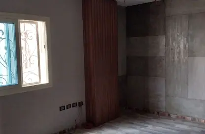 محل تجاري - استوديو - 1 حمام للايجار في شارع 9 - الهضبة العليا - المقطم - القاهرة