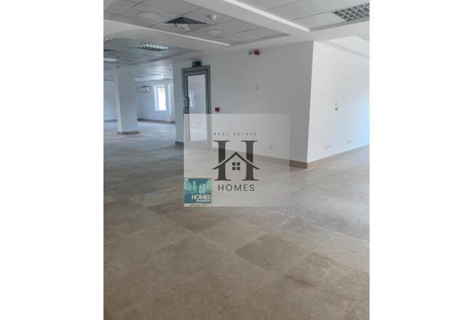 8128806 - Property Image 3