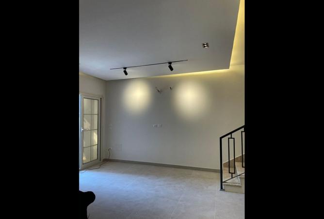 7943308 - Property Main Image