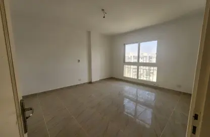 Apartment - 3 Bedrooms - 2 Bathrooms for sale in Madinaty - Cairo