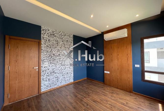 8021412 - Property Image 2